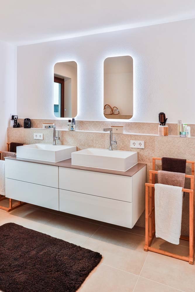 Badezimmersanierung in Braunfels - Doppelwaschtisch